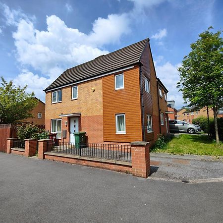 The Metcombe - Holiday Home With Free Parking 10 Minutes Walk To Etihad Stadium & Coop Live Arena Manchester Exterior photo
